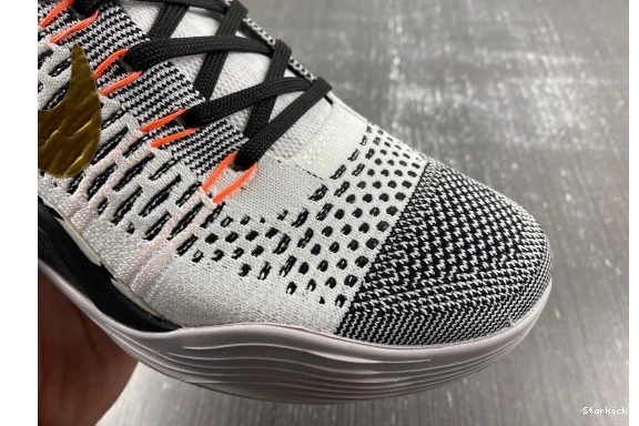 9 Masterpieces Nike Kobe Elite XDR 1001